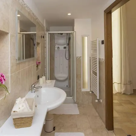 Sara Luxury 2 Sorrente