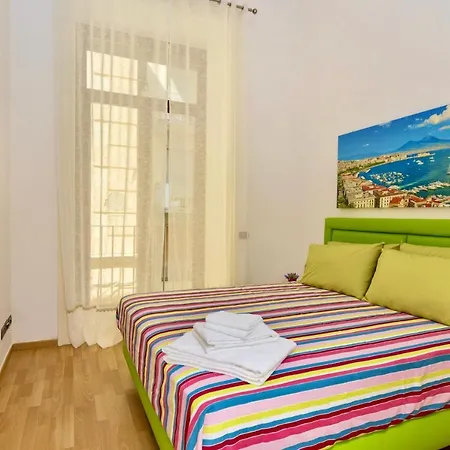 Sara Luxury 2 Апартаменти Сорренто