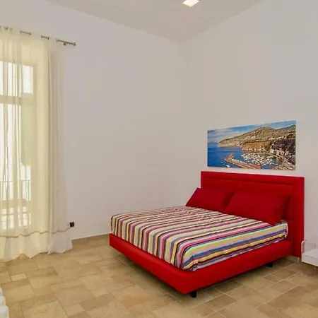 Sara Luxury 2 * Сорренто