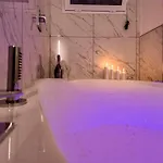 Sara Luxury 2 *