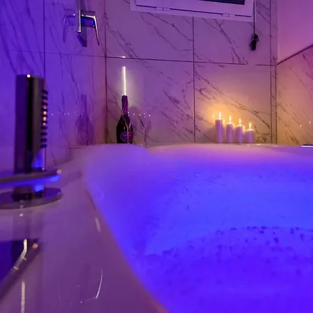 Sara Luxury 2 *